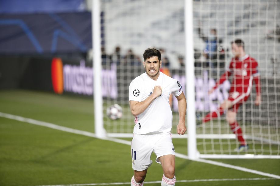 他在关键时 他在关键时