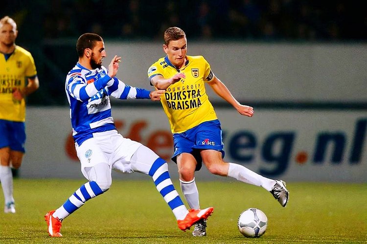 也让他在比 也让他在比